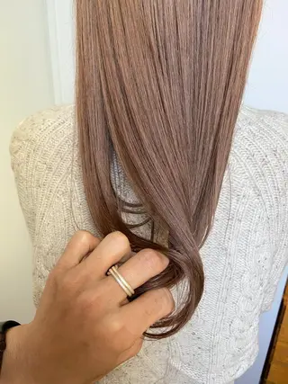 セミロング カラー 岡本康平/ボブ /ブリーチ/レイヤーのヘアスタイル