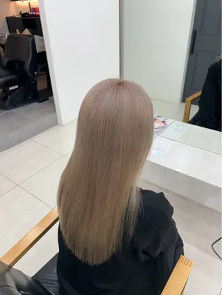 ロング カラー Nanami little 渋谷のヘアスタイル