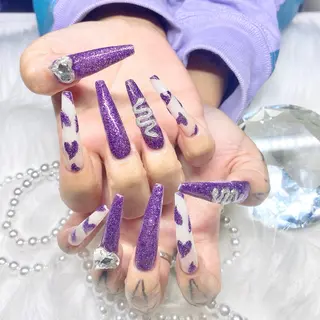 ネイル ayaka ギャルネイル🎀のネイルデザイン