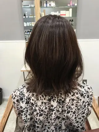 ミディアム カラー miloc かおりのヘアスタイル