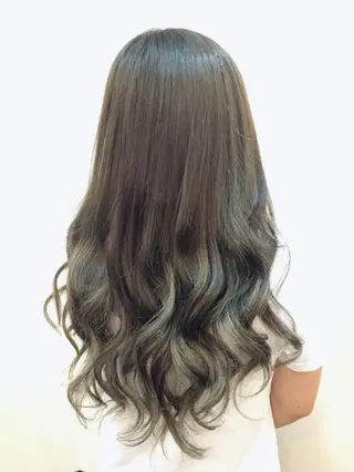 セミロング ロング カラー 韓国ヘア🤍髪質改善 🇰🇷AKANEのヘアスタイル