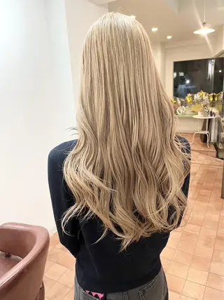 ロング カラー 🩷当日予約も大歓迎 🩷のヘアスタイル