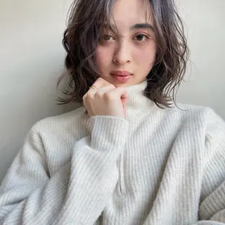 ミディアム パーマ tuna   トゥナ所属・藤川 暖士のヘアスタイル