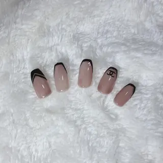 ネイル マツエク・マツパ 📍鶴橋 muniのネイルデザイン