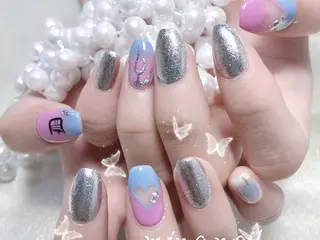ネイル queensnail 🧸mikiのネイルデザイン