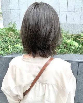 ショート カラー 色白に見える暗髪 梅田・増田のヘアスタイル