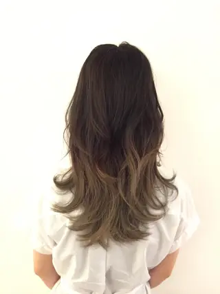 ミディアム 小顔カット✨ 透明感カラー/村上のヘアスタイル