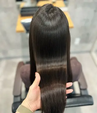 ロング 佐原なつみ ／newi赤羽のヘアスタイル