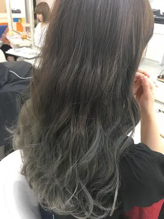 ロング カラー 髪質改善 中川　翔のヘアスタイル