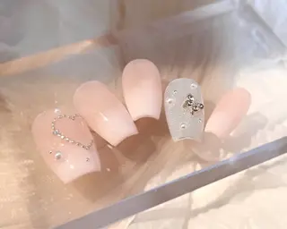 ネイル atelier fig所属・💐 SATSUKIのネイルデザイン