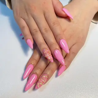 ネイル adorable 〈Kurumi〉のネイルデザイン