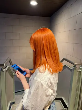 カラー 久永 菫のヘアスタイル