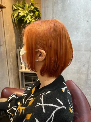 ショート カラー toi【トワ】所属・安達 俊亮のヘアスタイル