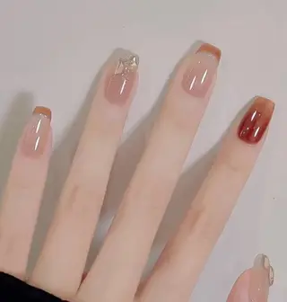 ネイル 高木 維麗絲のネイルデザイン