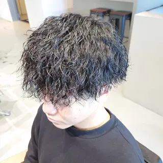 ショート パーマ メンズ iss所属・メンズ/パーマ特化 /波巻き/林洋平のヘアスタイル