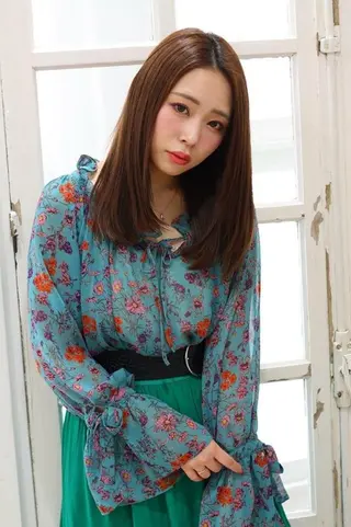 セミロング クリーピー　オーナー 福田 将太のヘアスタイル