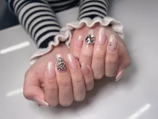 ネイル Nail Salon L'arc所属・💊大阪/心斎橋 moni🧠のネイルデザイン
