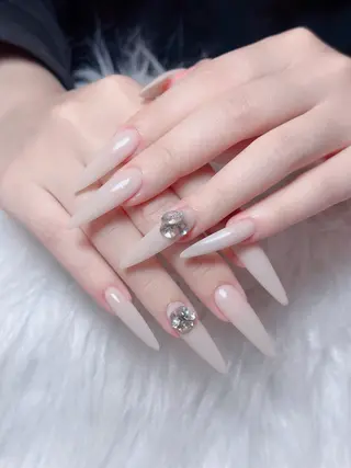 ネイル Aimee Nail Studioのネイルデザイン