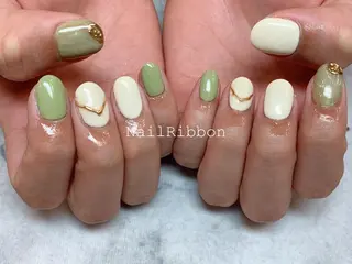 ネイル ネイルリボン 伊藤のネイルデザイン