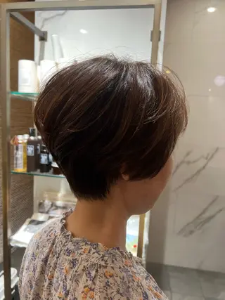 ショート 村中 逸紀のヘアスタイル