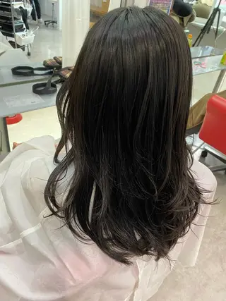 セミロング hair make huit8所属・ハイライト&ブリーチ 💇🏼‍♀MAHOのヘアスタイル