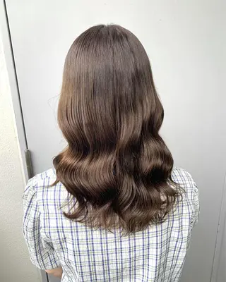 セミロング カラー ベージュカラー💖 やすひろのヘアスタイル