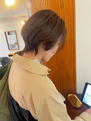 ショート カラー toi【トワ】所属・安達 俊亮のヘアスタイル