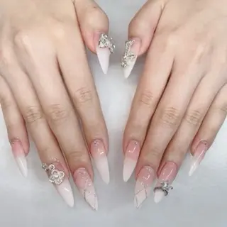 ネイル 💜MIYA nail川崎店のネイルデザイン