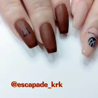 ショート ネイル クロキ 。のネイルデザイン