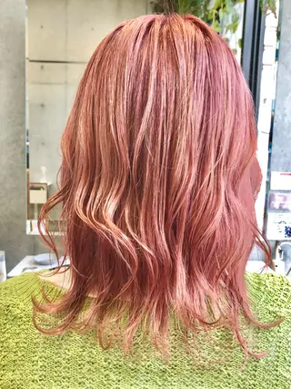 カラー ルーツカラー/ デザインカラー/井川のヘアスタイル