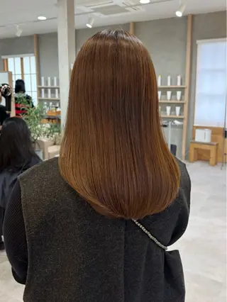 セミロング 真弓 理沙/艶カラーのヘアスタイル