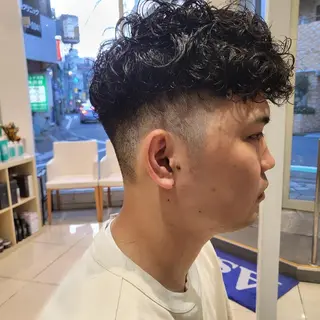 ショート メンズ パーマ 社内カット講師・店長 菅原賢一のヘアスタイル