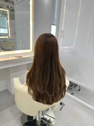 ロング R/🎀 ヘアセット・艶カラーのヘアスタイル