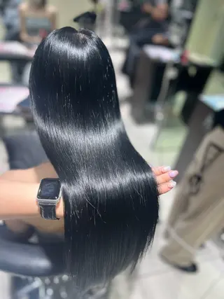 ロング 髪質改善/透明感カラ ー/レイヤー/あやはのヘアスタイル