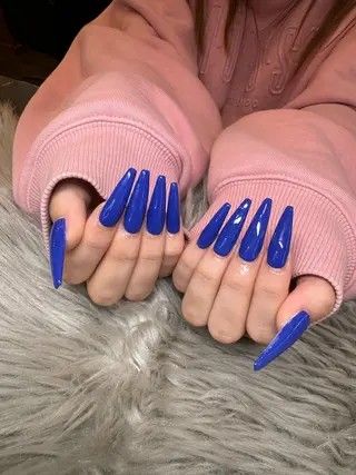 ネイル cut&style CLOWN所属・Tobayama 🐈‍⬛໒꒱· ﾟのネイルデザイン