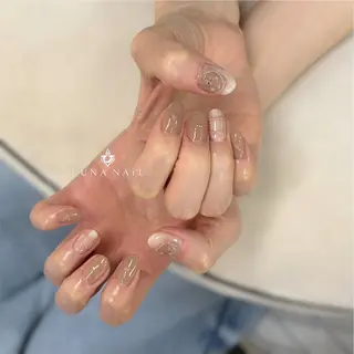 ネイル アトリエ　ミモザ所属・いまむら あかりのネイルデザイン