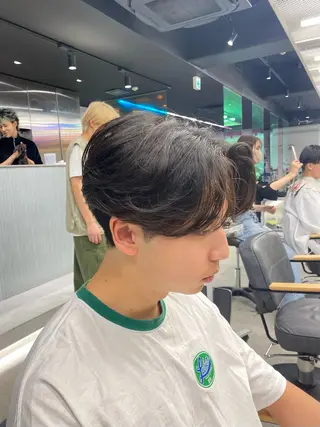 パーマ メンズ シャドウパーマ/ ルーズパーマ/メンズのヘアスタイル