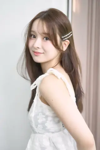 カラー 似合わせカット・透明 感カラー👑縮毛矯正のヘアスタイル