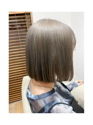 ミディアム タカノ アツコのヘアスタイル