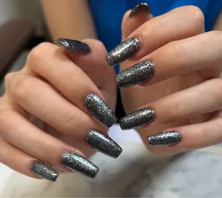 ネイル +nail （プラスネイル）のネイルデザイン