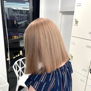 セミロング カラー ケアブリーチ/ 髪質改善/上質艶髪のヘアスタイル