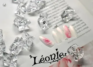 ネイル Leonie misuzu. oのネイルデザイン