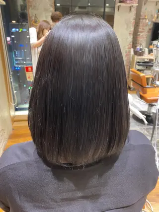 カラー 新宿/レイヤー 顔周りカット溝手優太のヘアスタイル