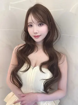 ロング kiti Sakaeのヘアスタイル