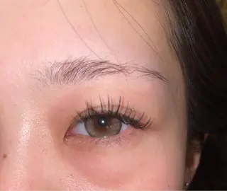 マツエク・マツパ Bish Yanaのヘアスタイル