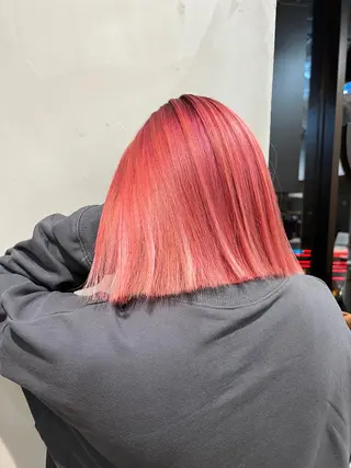 ショート 顔タイプ診断®︎ ミルクティーカラーのヘアスタイル