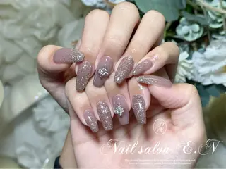 ネイル E.N🦋 長さ出し/持ち込みのネイルデザイン