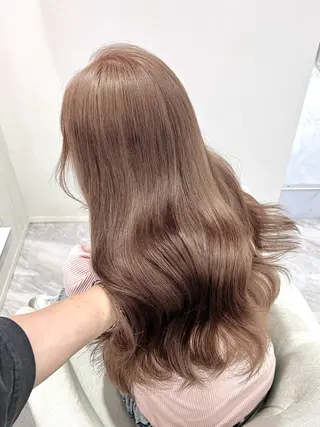 ロング カラー ADITION新宿所属・【ADITION】 Konatsuのヘアスタイル