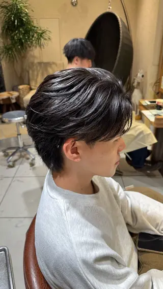 ショート カラー パーマ ヘアアレンジ メンズ シャドウパーマ 石見のヘアスタイル