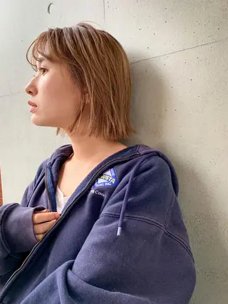 ショート カラー 柔らかブラウン/顔周 りレイヤー♡ユウシのヘアスタイル